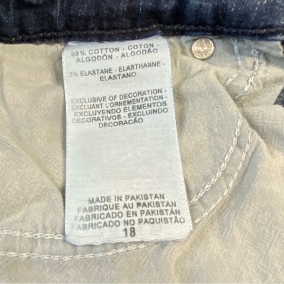 LEVI’S SIGNATURE DENIM SHORTS 423 - Picture 7 of 8